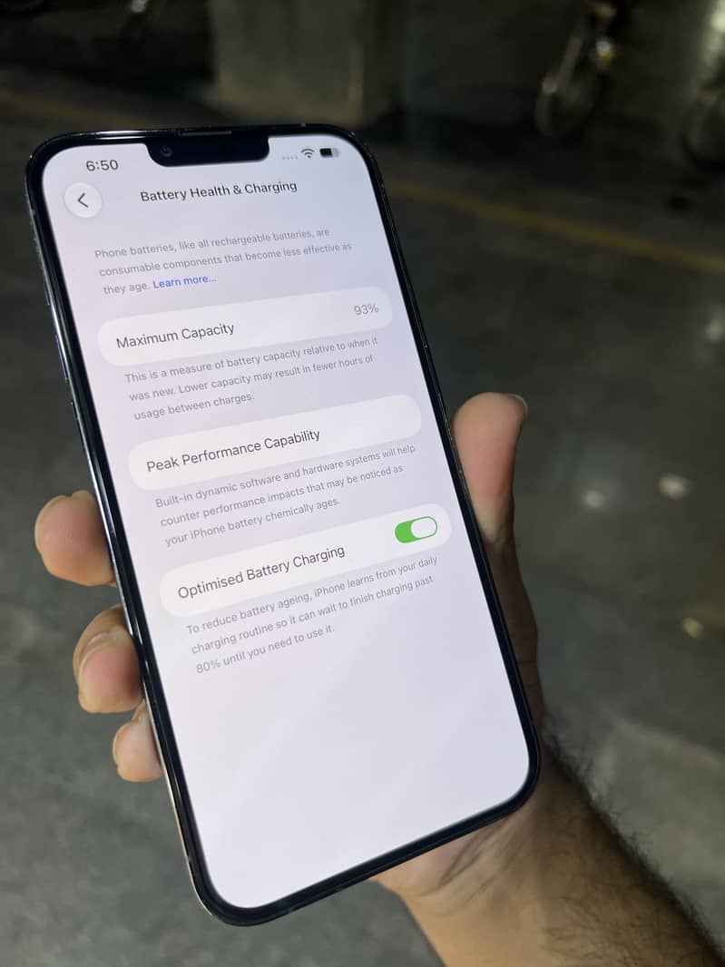 Apple iPhone 13 Pro Max 3