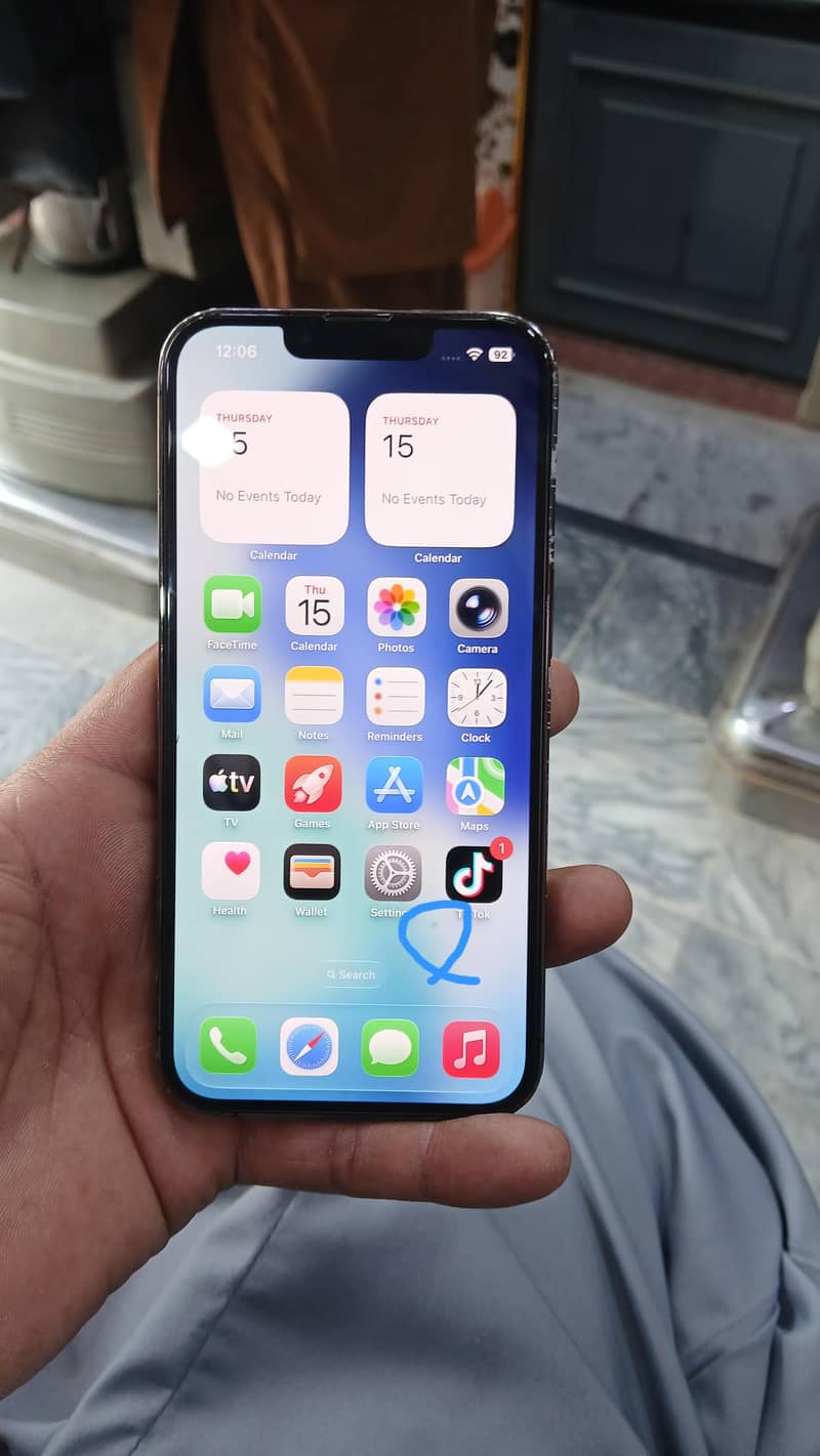 Apple iPhone 13 Pro 1