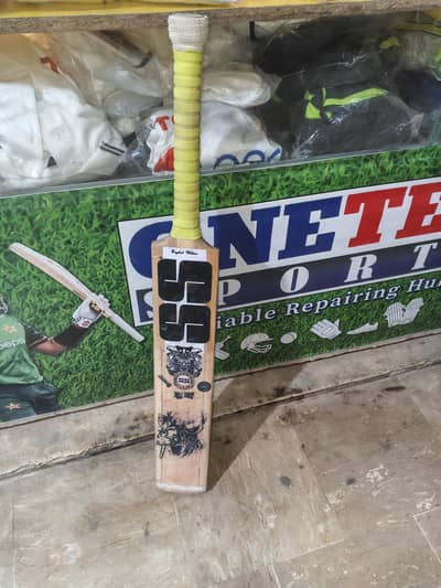 English Willow hardball bat for sale in just 15k.