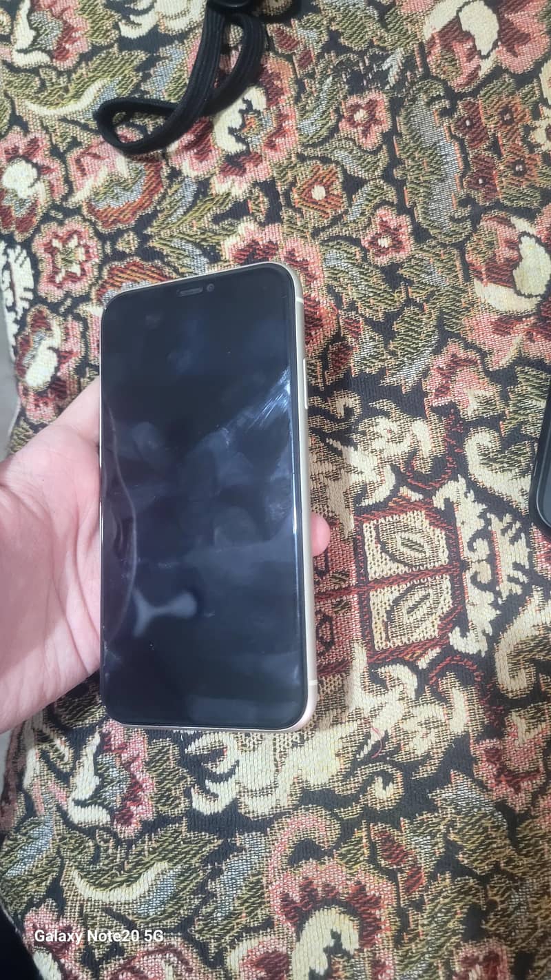 Apple iPhone 11 1