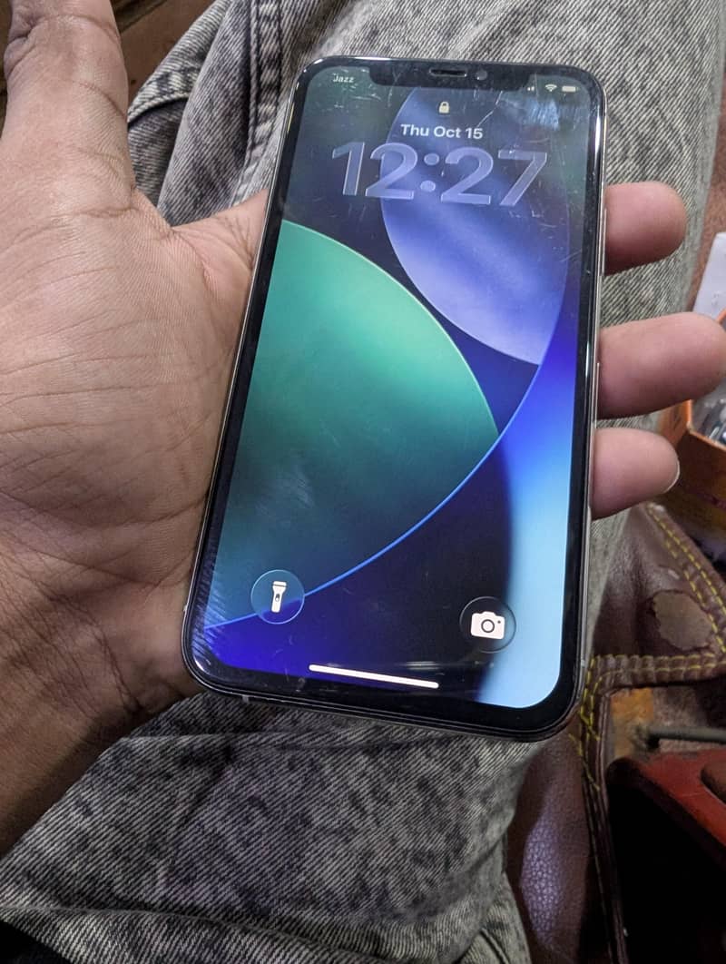 Apple iPhone 11 Pro 5
