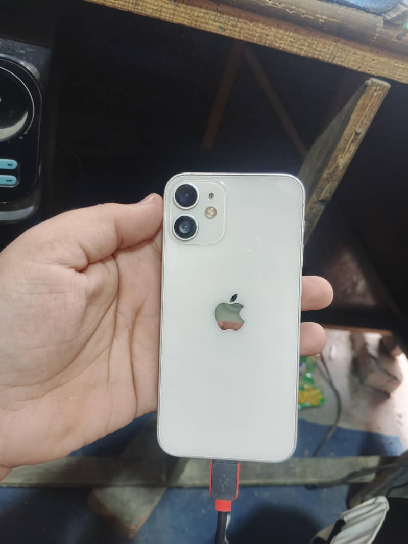 Apple iPhone 12 mini 2