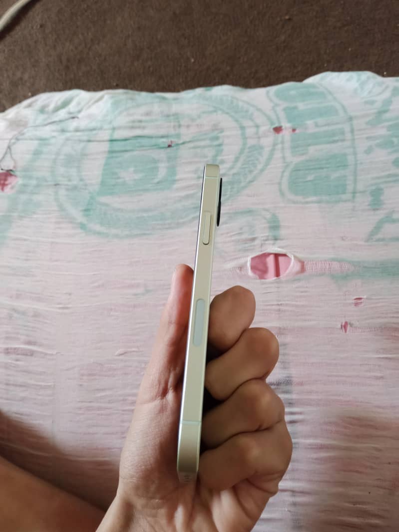 Apple iPhone 12 5