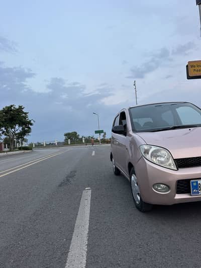 Daihatsu Mira 2008 4 door Automatic 660cc Japanese limited edition