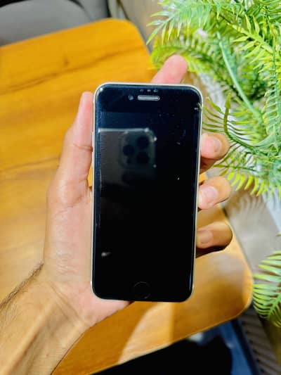 Apple iPhone SE official pta approved 64 gun