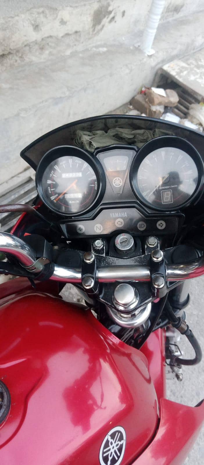 ybr 2015 model 6