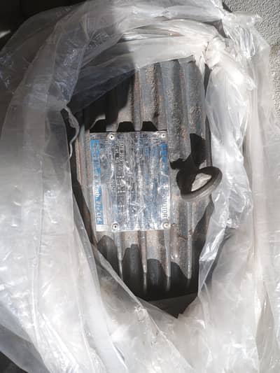 3 phase Motor 900 Chakar condition All Good