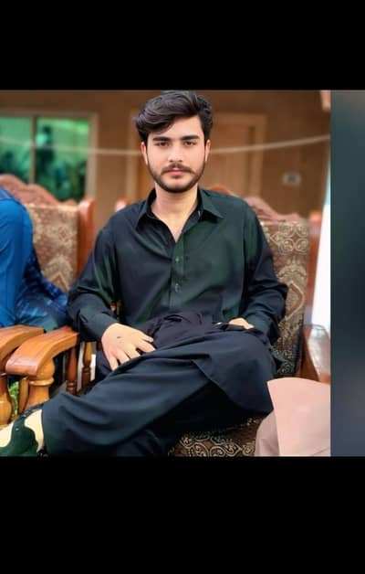 I need a driving job 03116798198