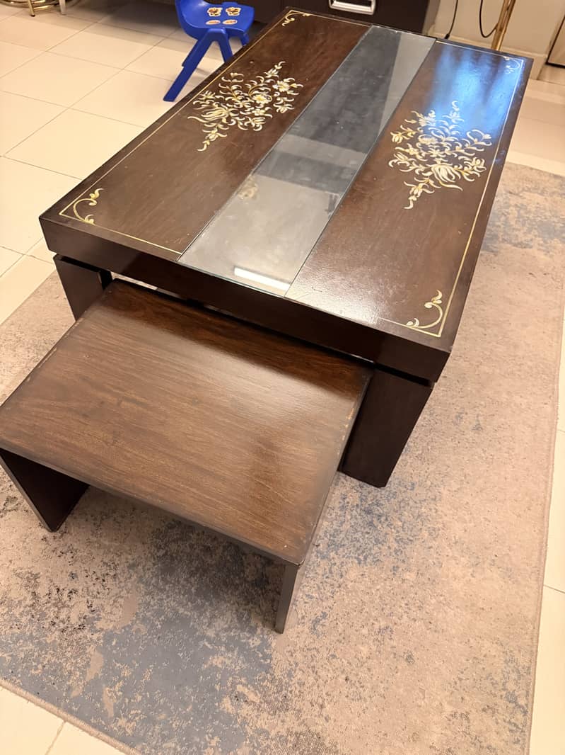 Center table 0