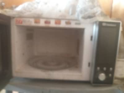 Microwave oven
