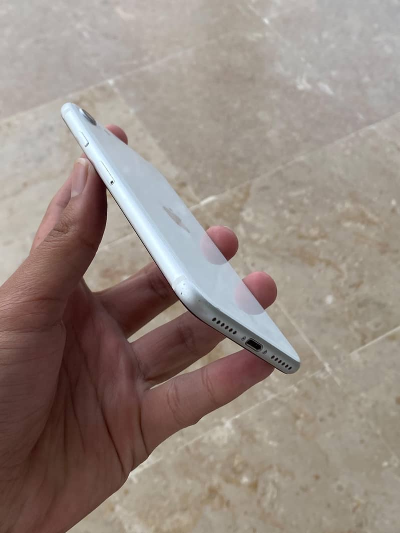 Apple iPhone SE 4