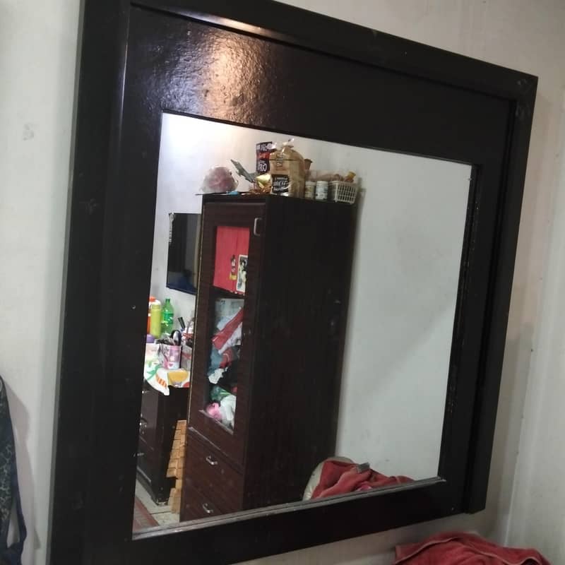 wall mounted Mirror 1