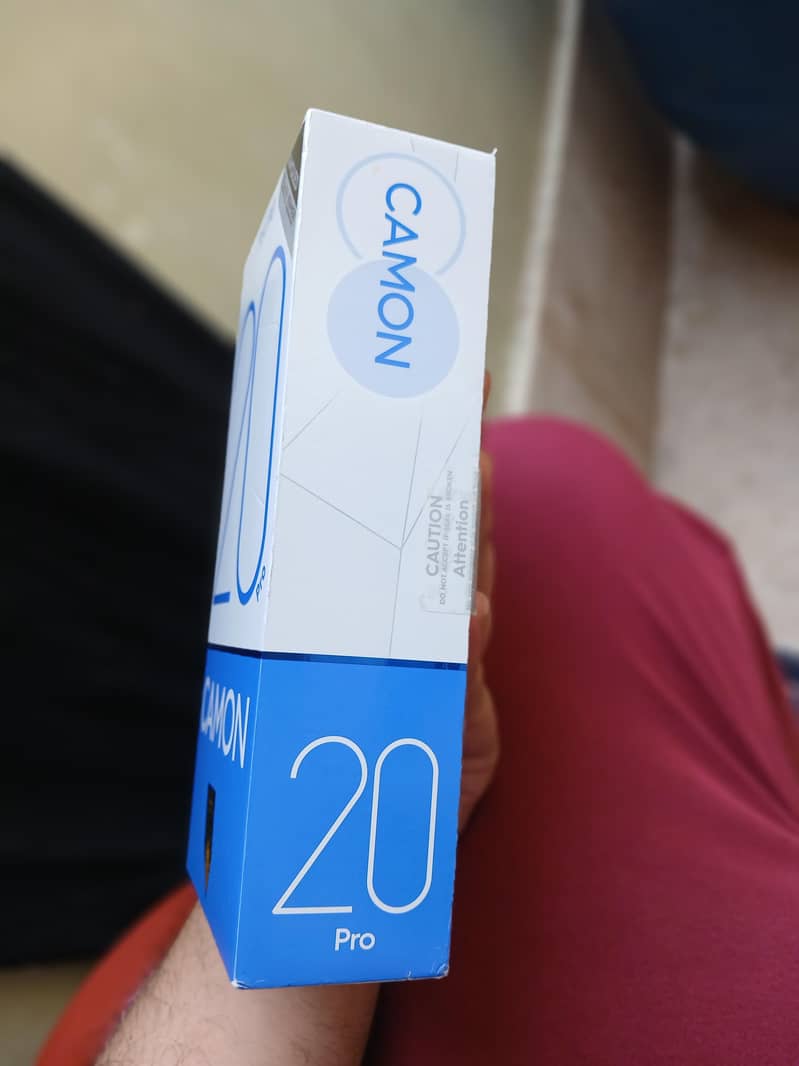 Tecno CAMON 20 Pro 4