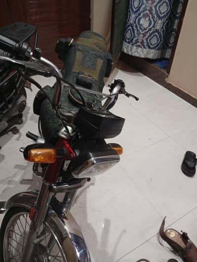 HONDA CD 70