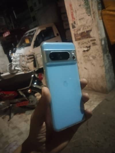 Google Pixel 8 Pro