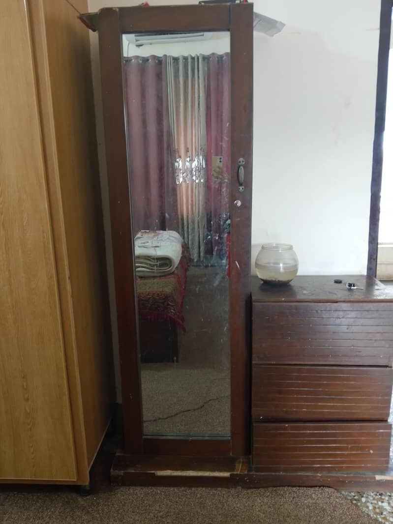 bed set with dressing table 2