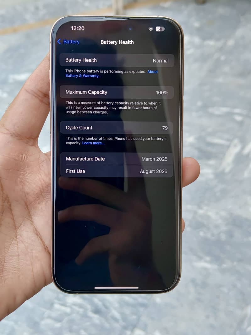 iPhone 16 Pro Max 5