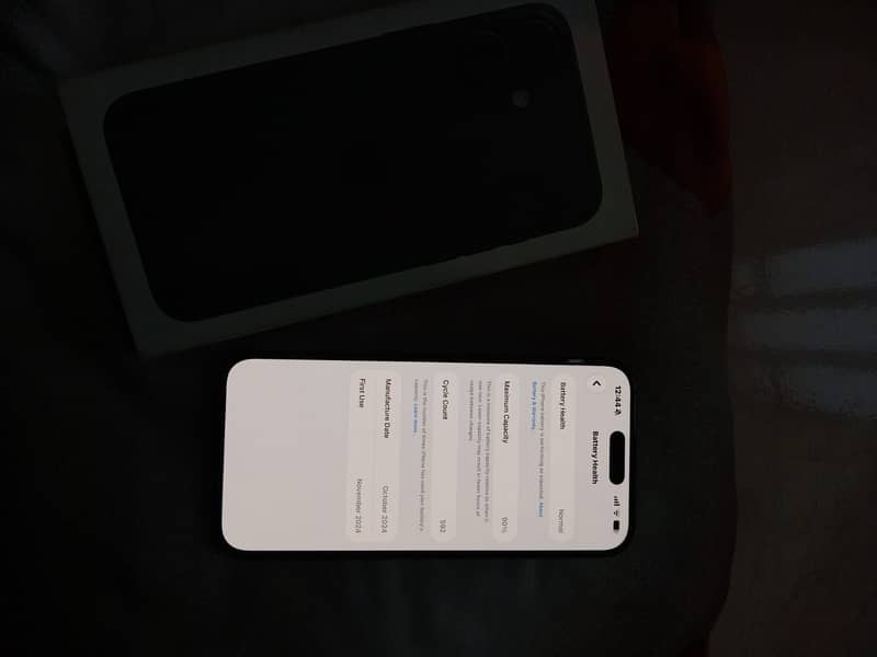Apple iPhone 16 Plus 4