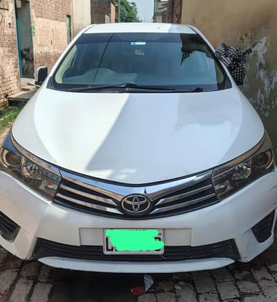 Toyota Corolla Altis 2016 Urgent sale . please series buyer contect