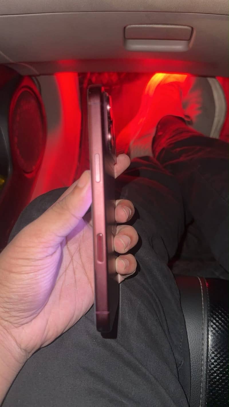 Apple iPhone 14 Pro Max 1