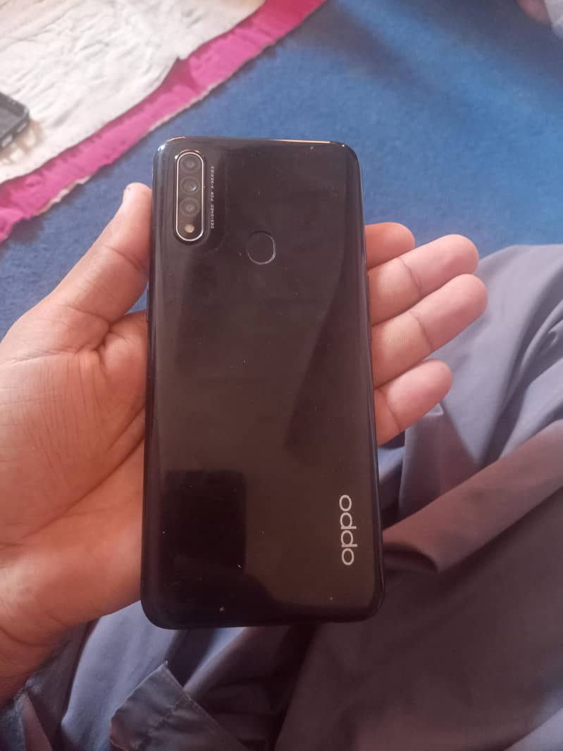 OPPO A31 1