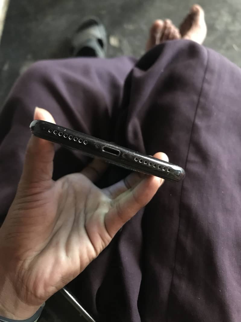 Apple iPhone 7 plus 3