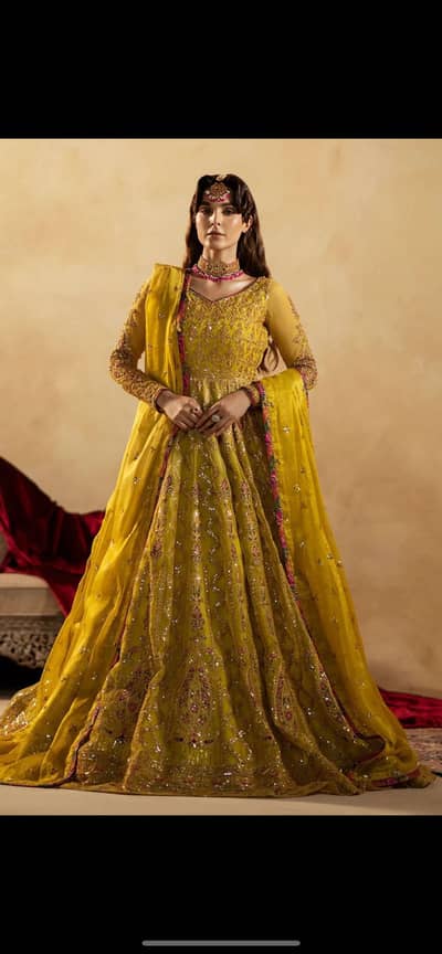 Mariam and Maria 3 piece mehndi bridal maxi (Small size) pret