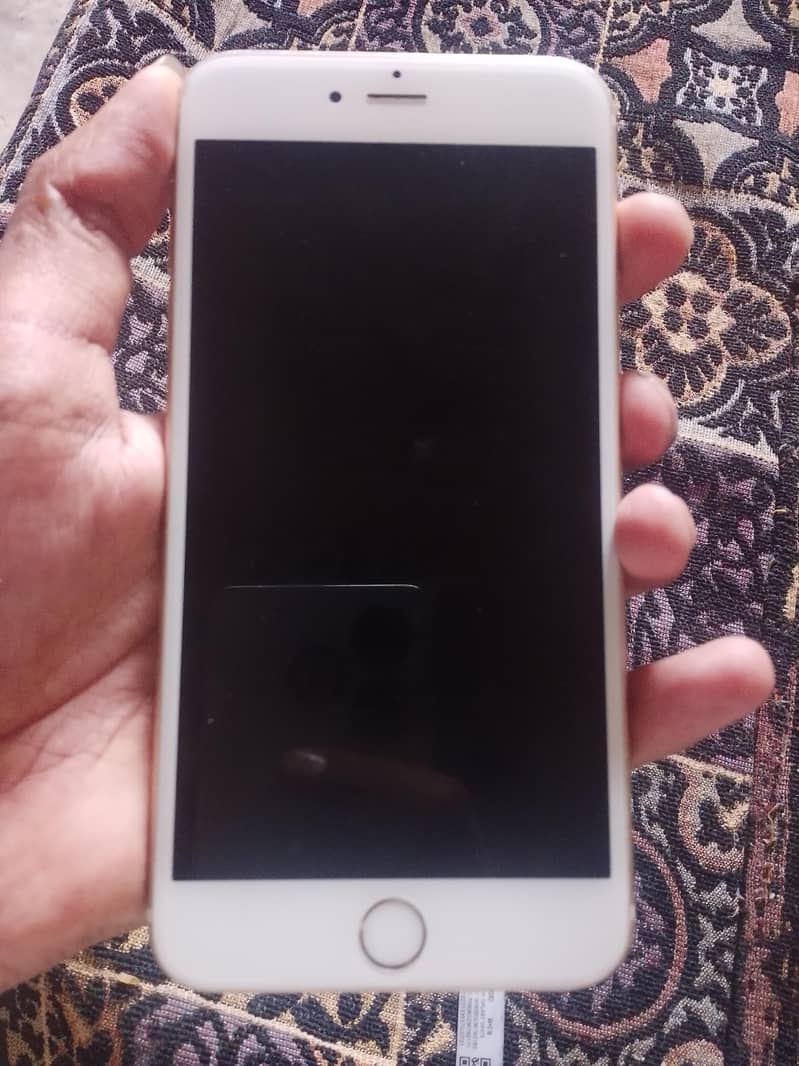 Apple iPhone 6S Plus 1