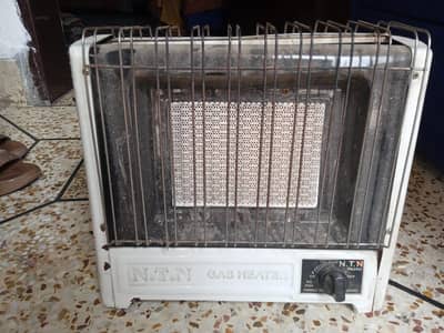 Gas heater small and big 2 heaters.