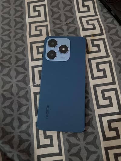 Realme C63 6.128