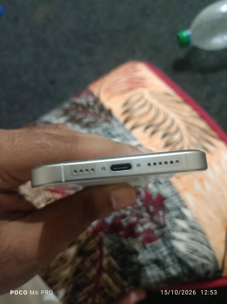 Apple iPhone 15 Pro Max 1
