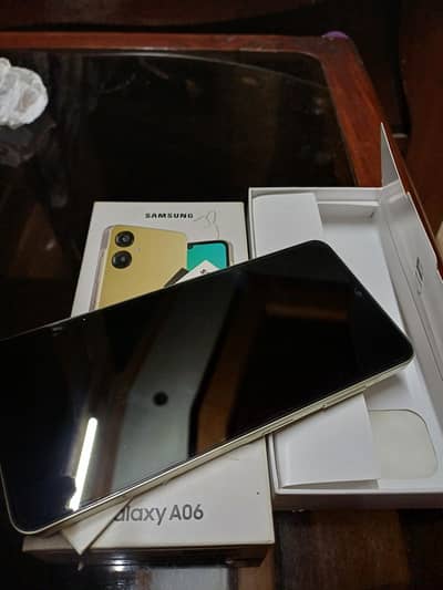 Samsung Mobile A06