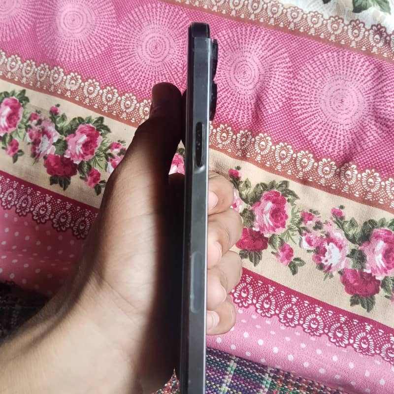 Apple iPhone 12 Pro Max 5