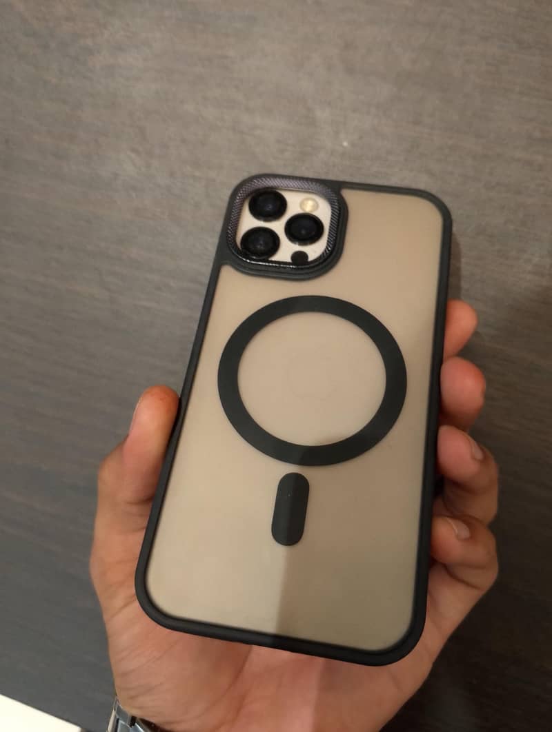 Apple iPhone 12 Pro 3
