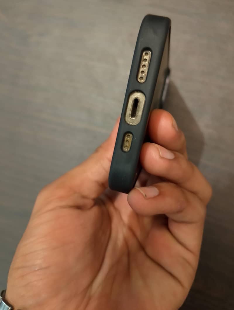 Apple iPhone 12 Pro 4