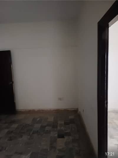 IQRA COMPLEX BLOCK NO17 PHASE 2 GULISTAN-E-JAUHAR