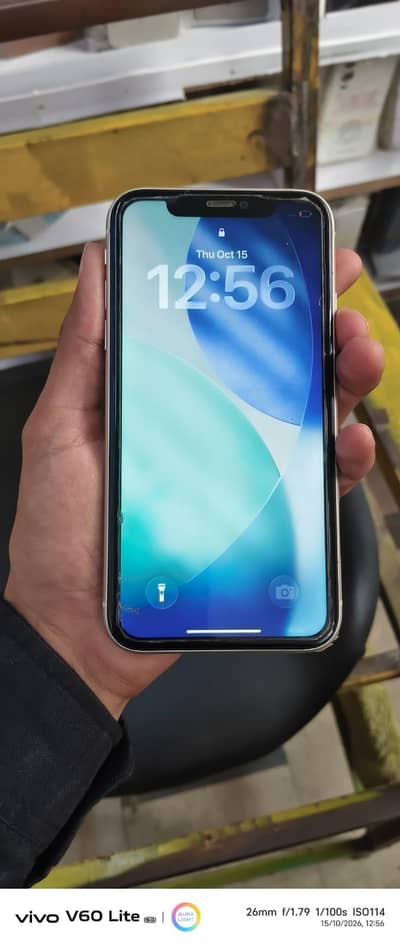 Apple iPhone 11