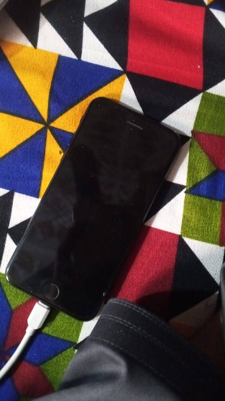Apple iPhone SE 1