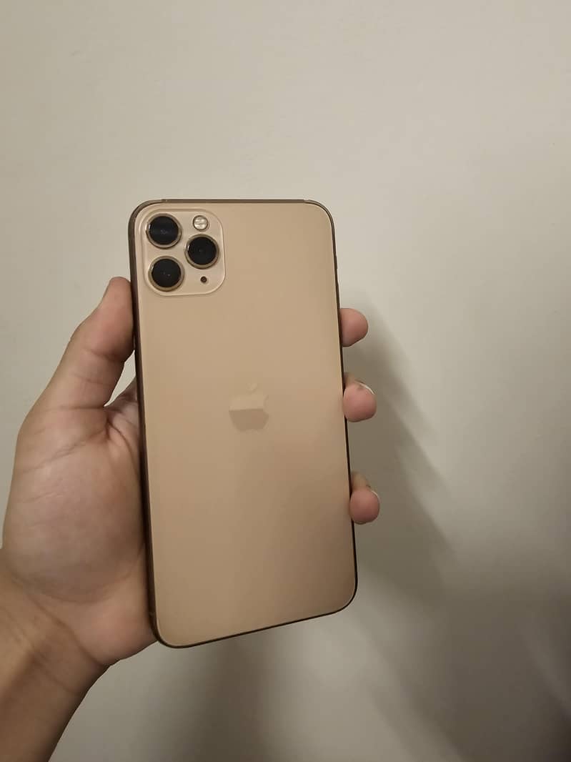 Apple iPhone 11 Pro Max 2