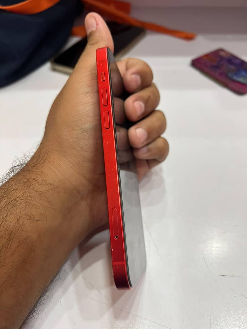 Apple iPhone 12 2