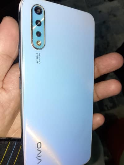 Vivo S1