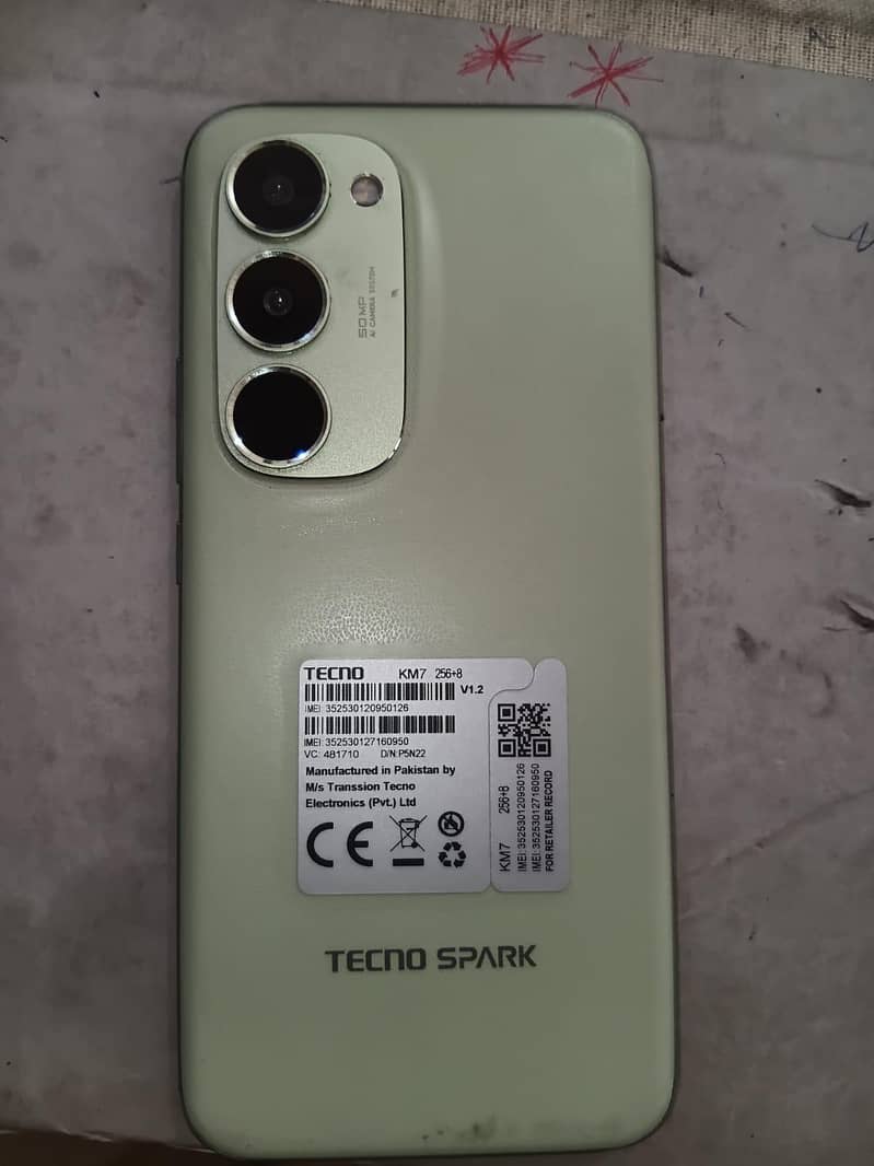 Tecno CAMON 40 Pro plus 4