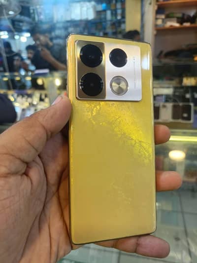Infinix Note 40 Pro
