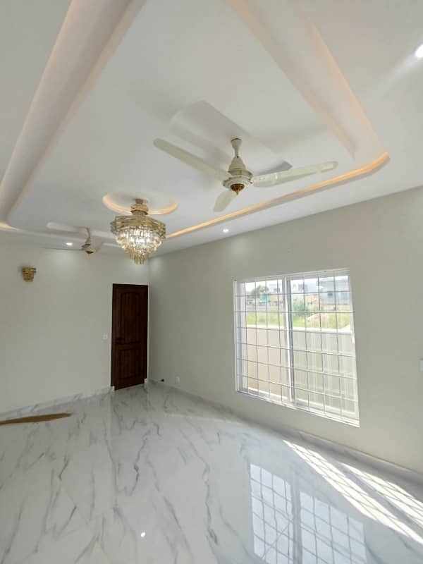 Askari tower 5 5