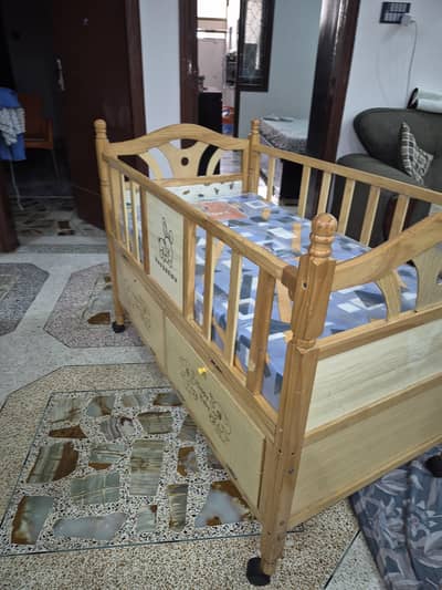 baby cot