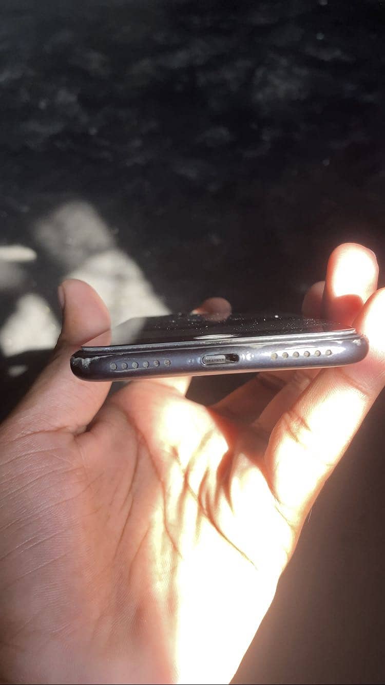 Apple iPhone 7 1