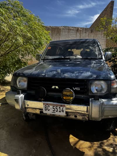 Mitsubishi Pajero 1992