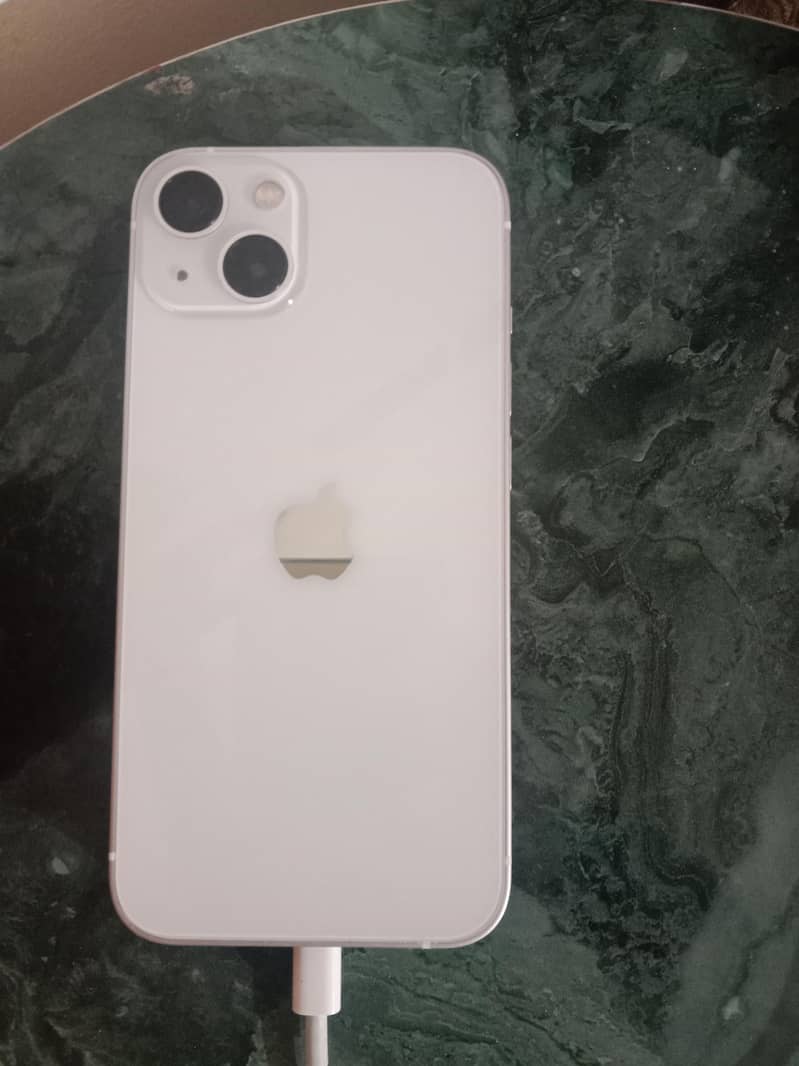 Apple iPhone 13 1