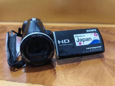 Sony hd camera 50x zoom model HDR-cx290E