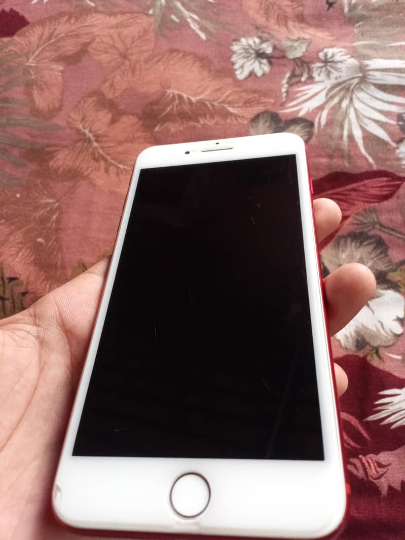 Apple iPhone 7 Plus 0